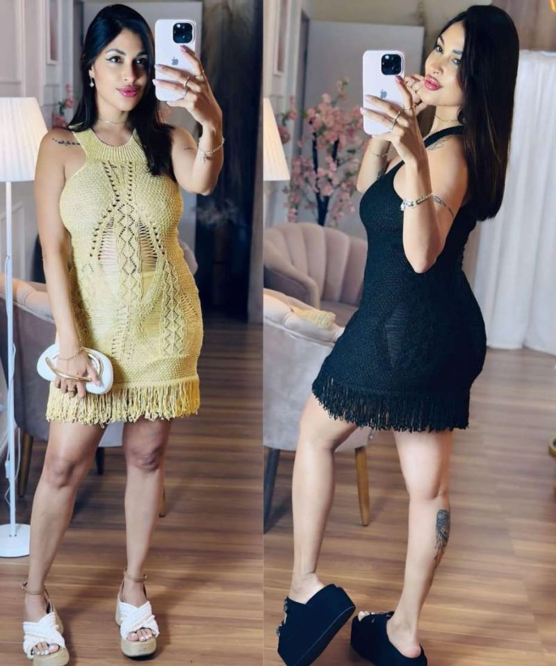 Vestido Curto de Crochê com Franjas – Elegância Artesanal