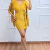 Vestido Curto Tricot com Franjas e Recorte
