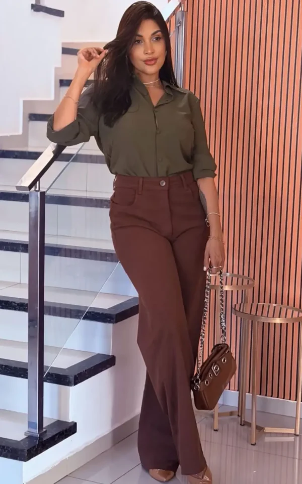Calça wide leg marrom feminina cintura alta com modelagem elegante 3 Camisa Feminina Verde Militar Tecido Leve