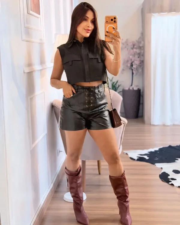 short-couro-pu short couro ilhós