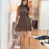 Vestido Curto Preto em Voal com Babados – Elegante e Leve