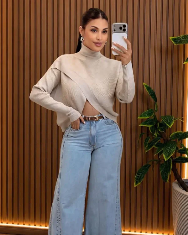 Blusa Tricô Assimétrica Feminina