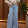Calça Pantalona Jeans Clara Feminina