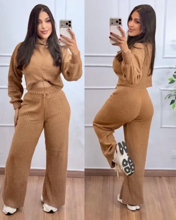 Conjunto Tricô Modal feminino marrom com gola alta e calça pantalona