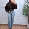 Jaqueta Peluciada Luxo feminina bordô com textura peluciada